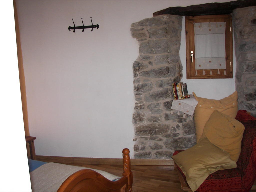 Antigua Casa Catones Hotel Huesca Camera foto
